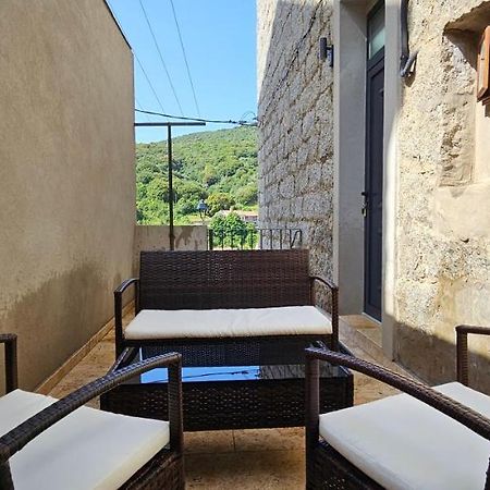 Bel & Ancien Appartement T3 Renove Dans Sartene Zewnętrze zdjęcie