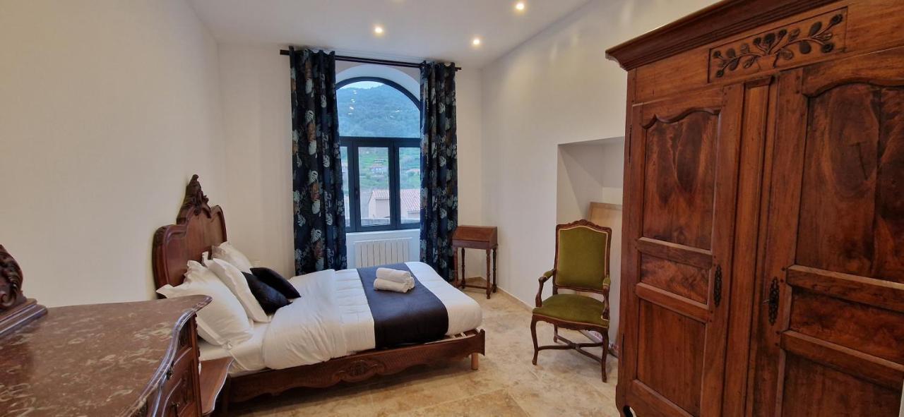 Bel & Ancien Appartement T3 Renove Dans Sartene Zewnętrze zdjęcie