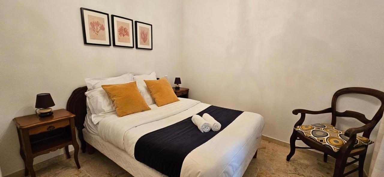 Bel & Ancien Appartement T3 Renove Dans Sartene Zewnętrze zdjęcie